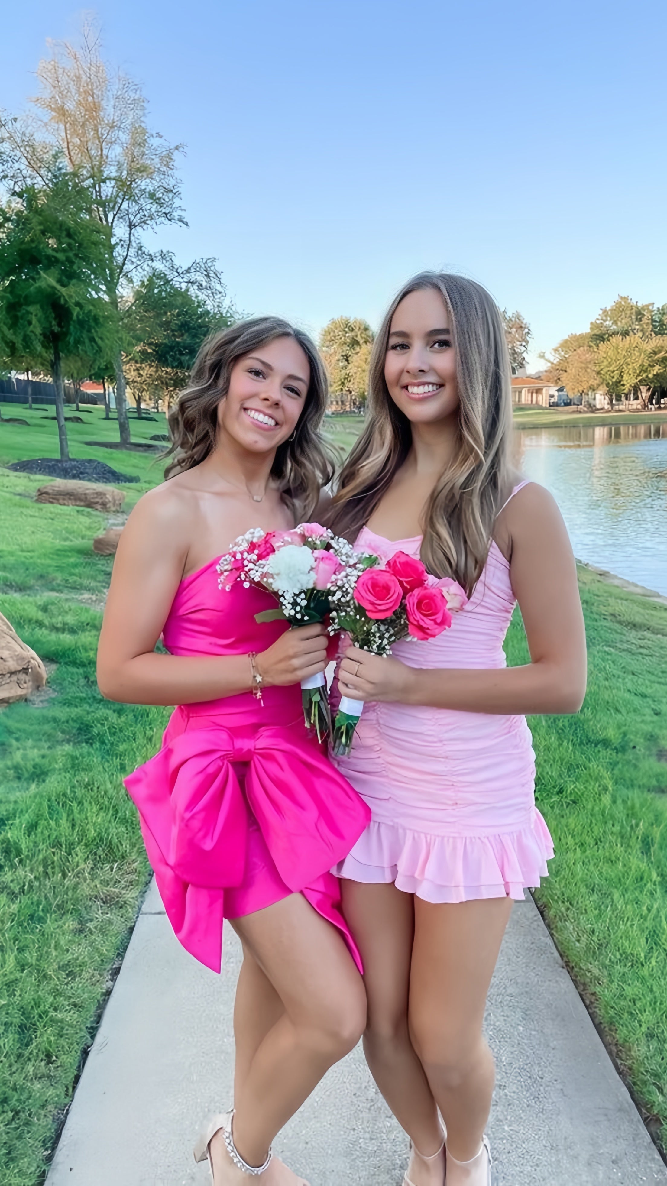 Cute Pink Mini Homecoming Dresses Pleated V-Neck Party Gown, HZ0307