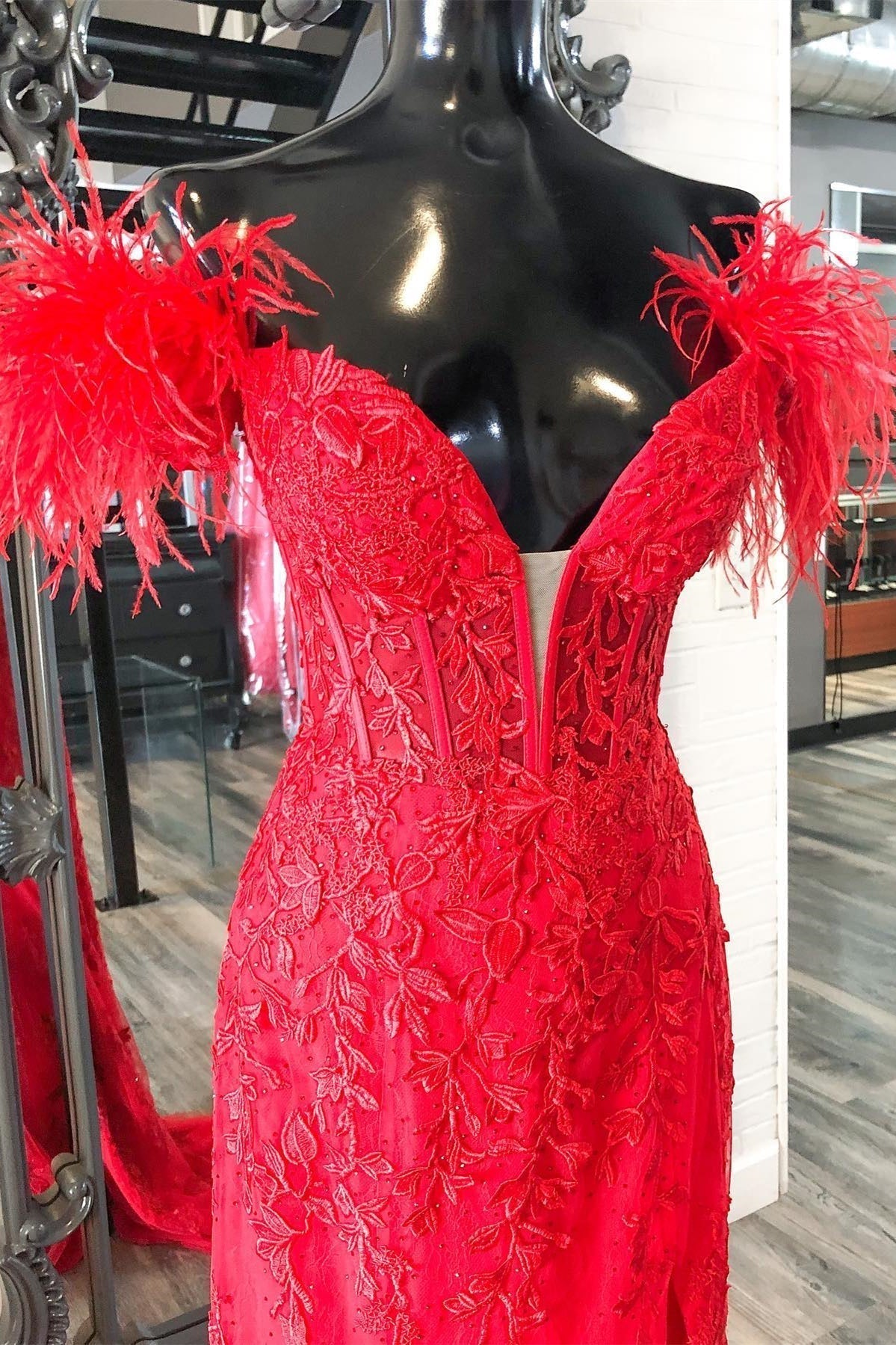Fur Off the Shoulder Red Lace Mermaid Long Formal HZ0307