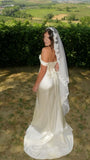 Vintage Off Shoulder Wedding Dress - Ivory Sheath Bridal Gown with HZ0307