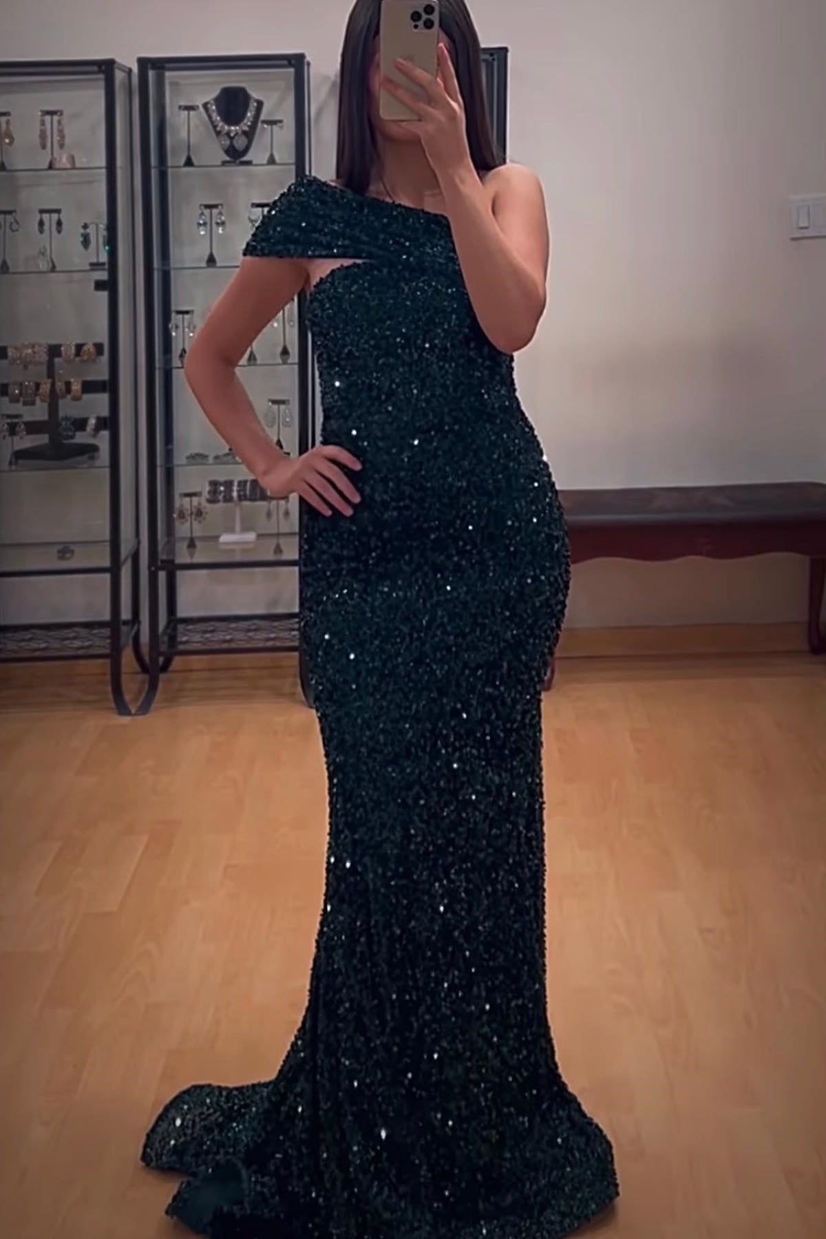 One Shoulder Burgundy Sequin Mermaid Long Evening HZ0307